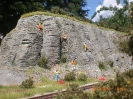 Kletterer haben eine Felswand erobert